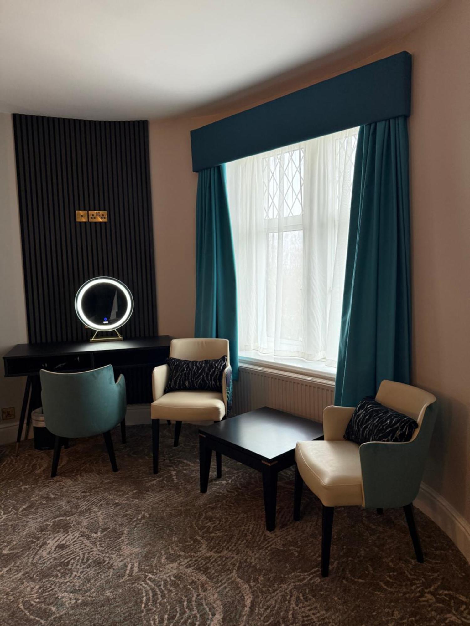 Lyons Woodlands Hall 4*