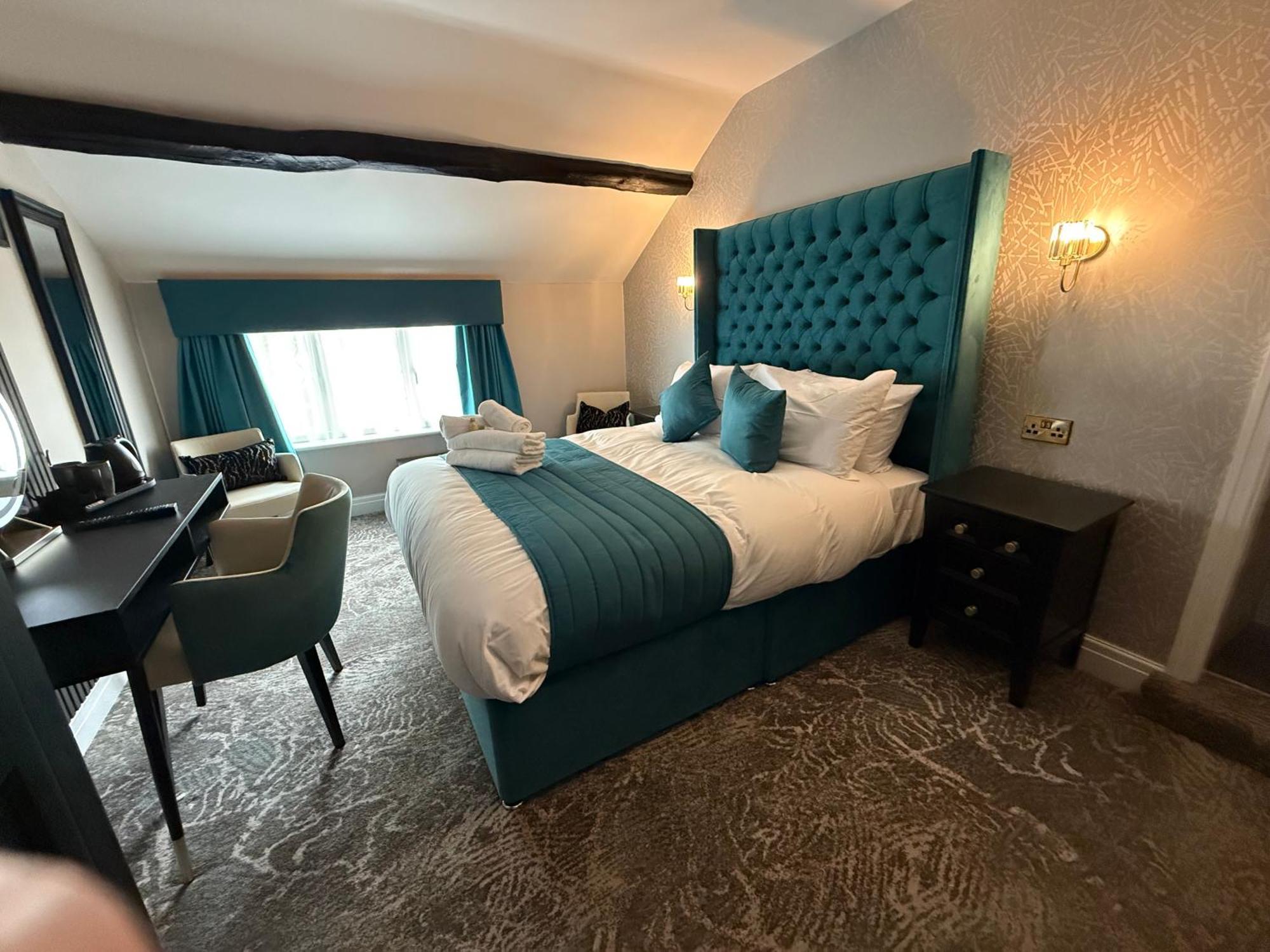Lyons Woodlands Hall 4*