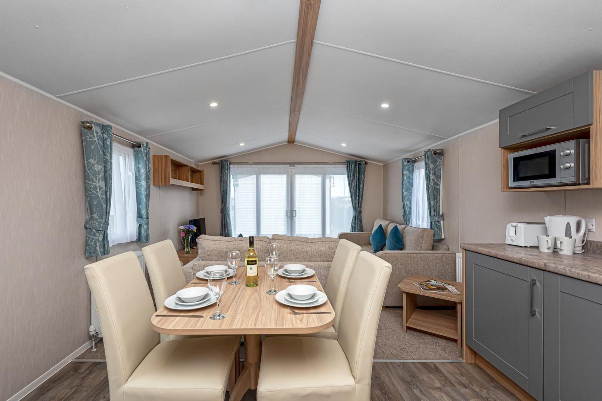 Lyons Woodlands Hall 4*