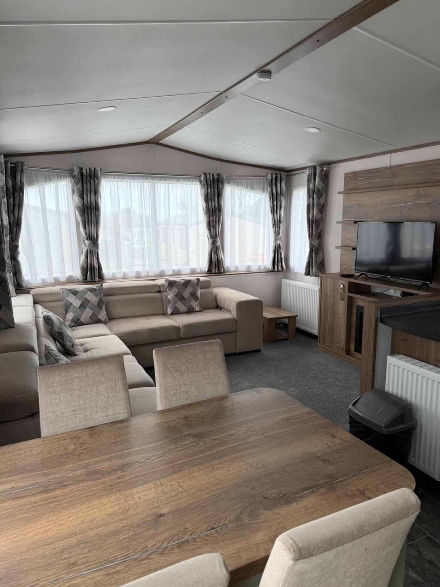 Lyons Woodlands Hall 4*