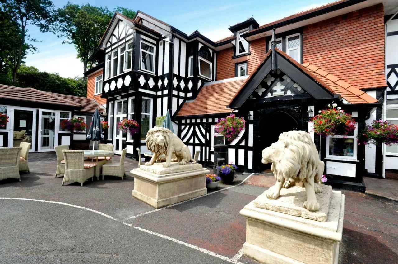 Lyons Woodlands Hall Hotel 4*